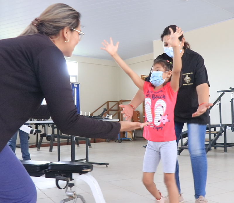 CENTRO DE REHABILITACIÓN PARA PERSONAS CON DISCAPACIDAD