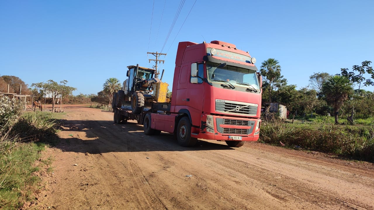 Acuerdo para mejorar carretera a Santa Ana