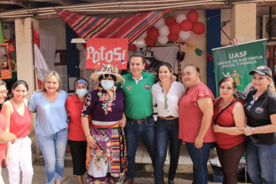 CONMEMORANDO LAS FIESTAS PATRIAS SEDEGES REALIZÓ FERIA GASTRONÓMICA