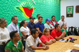 HISTÓRICO: POR PRIMERA VEZ EN EL BENI UN GOBERNADOR LOGRA UNIR BANCADAS POLÍTICAS PARA TRABAJAR POR EL DEPARTAMENTO